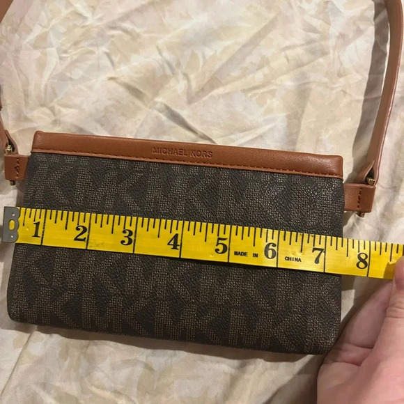 NWOT Michael Kors small brown logo belt bag max 28 inch waist - Picture 9 of 10